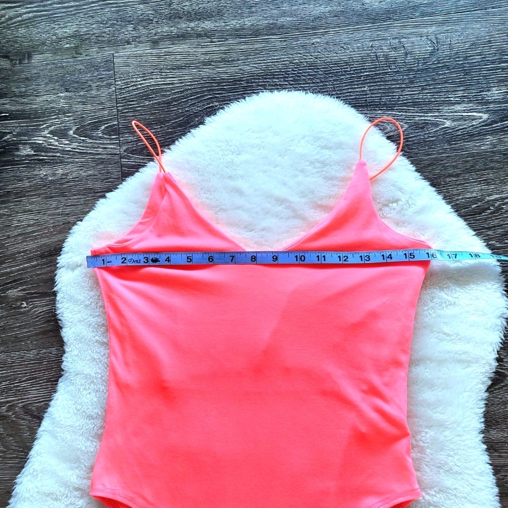 Gaze Bodysuit With Snap Closures In Neon Pink Sz S - Picture 7 of 8